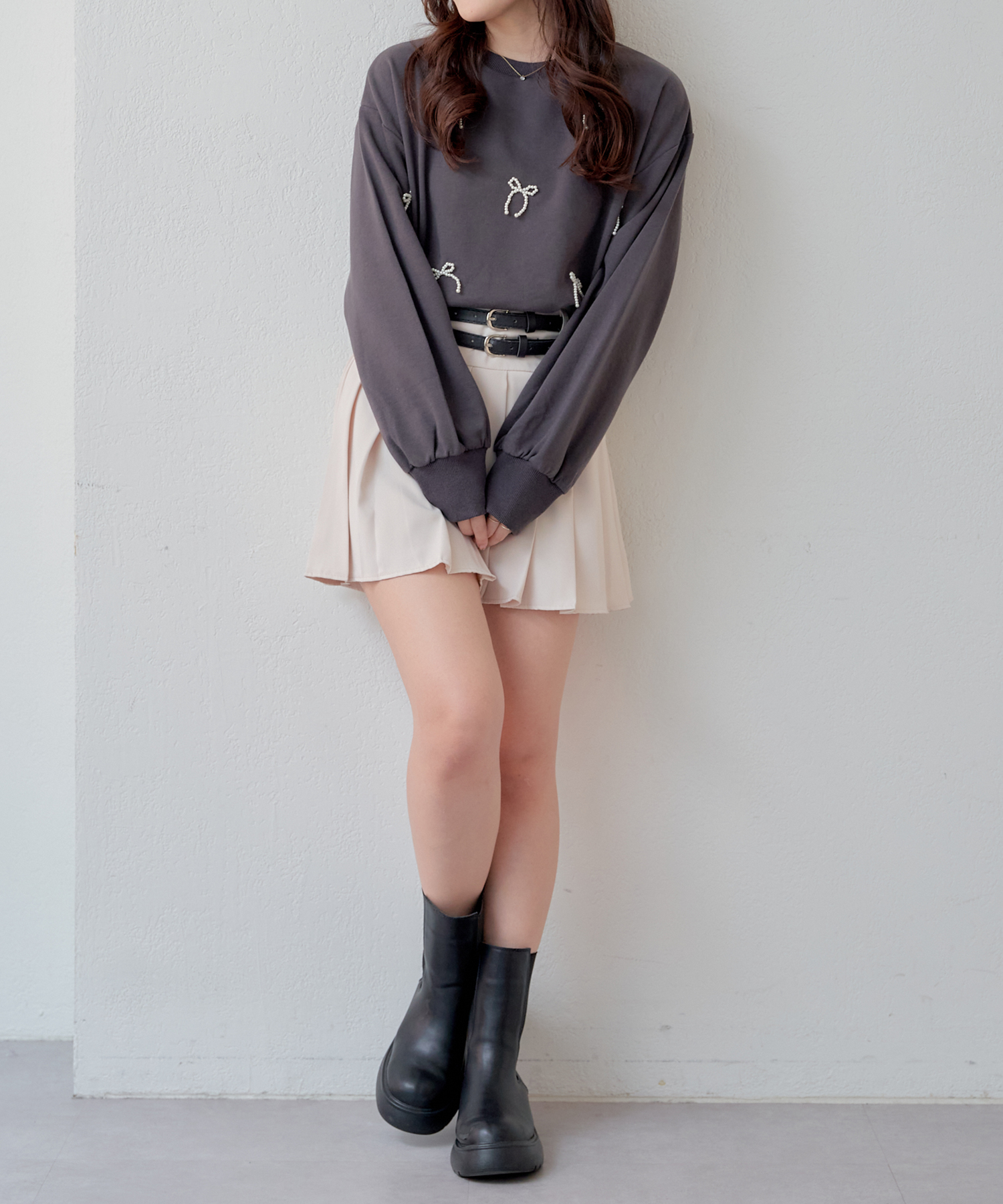 美品 HOTEL OLYMPIA リボンロゴスウェット Hotel Olympia RIBBON LOGO SWEAT スウェット - メルカリ