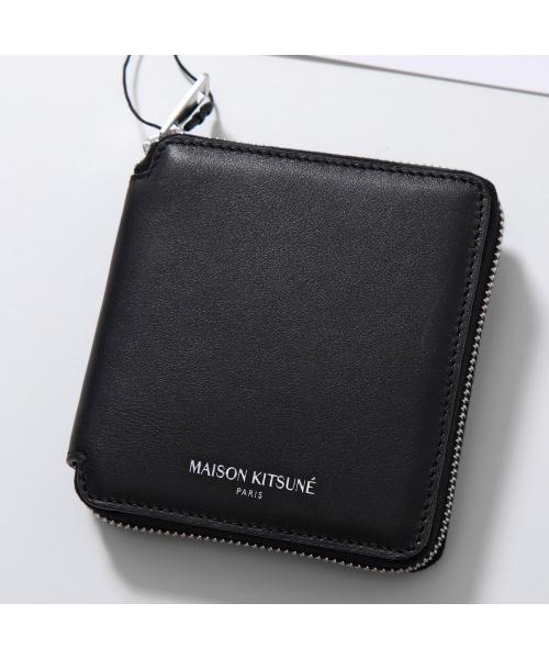 セール】MAISON KITSUNE 二つ折り財布 LM05346LC0038 スクエア セール】MAISON KITSUNE 二つ折り財布 LM05346LC0038 スクエア