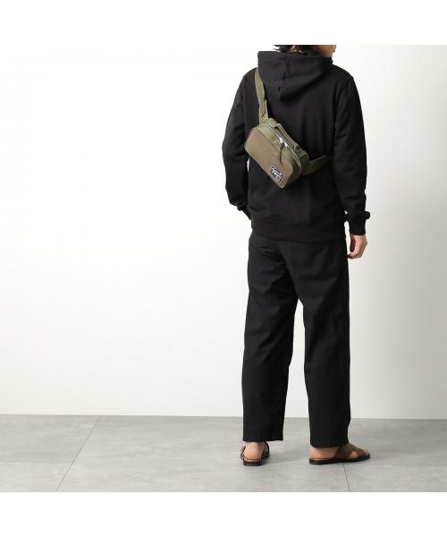 セール 26%OFF】MAISON KITSUNE ボディバッグ LM05162WQ1001