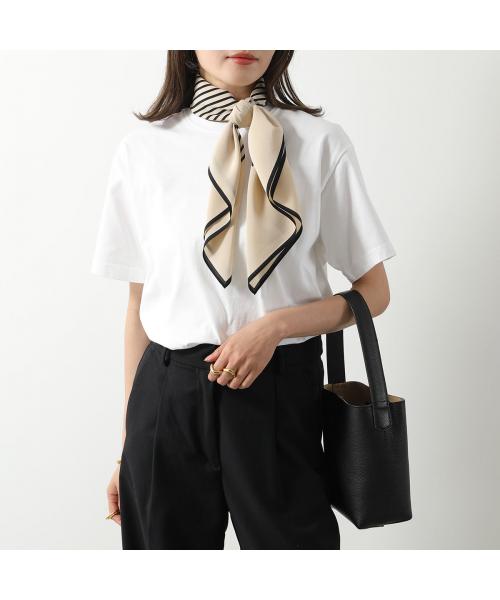Toteme スカーフ CENTERED MONOGRAM SILK 211 853 801(506015314 Toteme スカーフ CENTERED MONOGRAM SILK 211 853 801(506015314