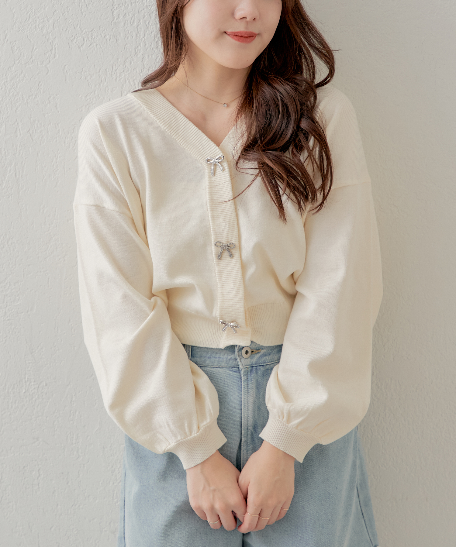 DOMELLE ドメル A3141KCD033 アイボリー SILK CAPE CARDIGAN ホワイト 9 トップス シルク レディース 中古 Girl knit cardigan with bell sleeves Cream | Abel & Lula ®