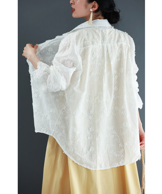 ☆半額以下☆デバステ バスストップ ホワイトTシャツ 花 フラワー