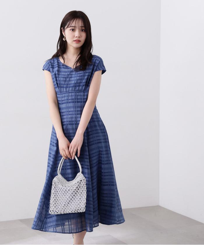 セール 50%OFF】シアーチェックフレンチスリーブワンピース