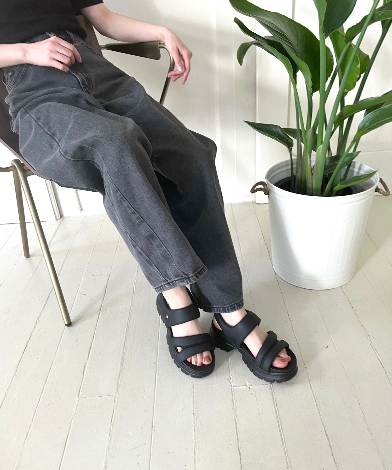 セール20%OFF】パデットベルトスニーカーソールサンダル/41216