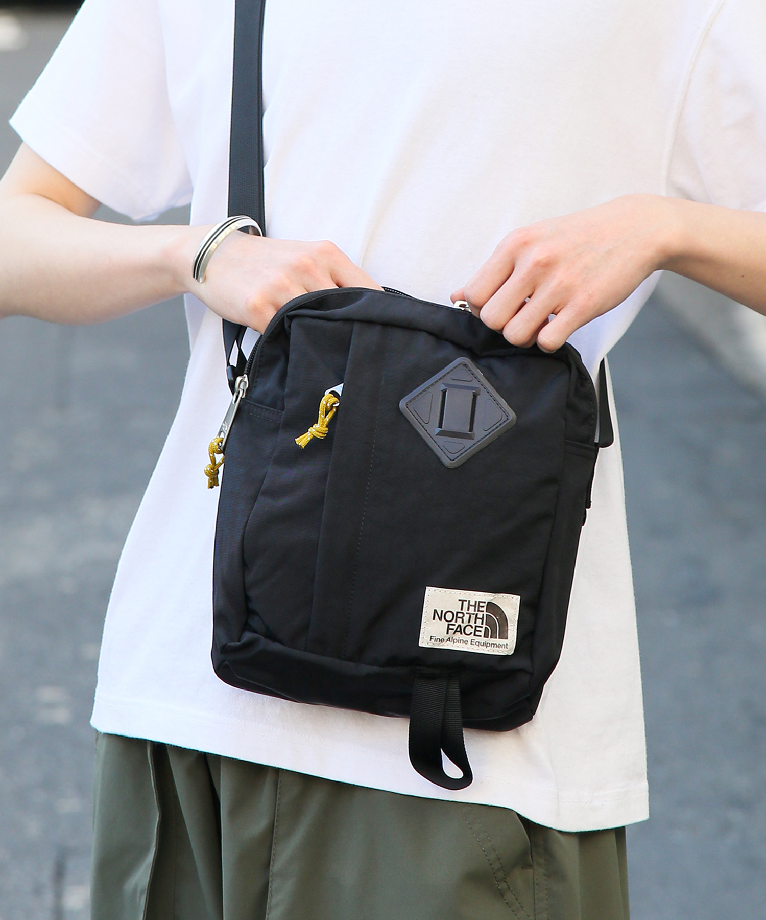 ザ・ノース・フェイス THE NORTH FACE 【THE NORTH FACE / ザ・ノースフェイス】BERKELEY CROSSBODY クロスボディバ(505973153)  | ザノースフェイス(THE NORTH FACE) - d fashion