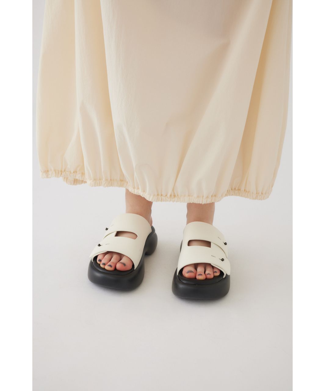 RIM.ARK | Volume sole sandal (SANDALS ) |RIM.ARK ONLINE STORE