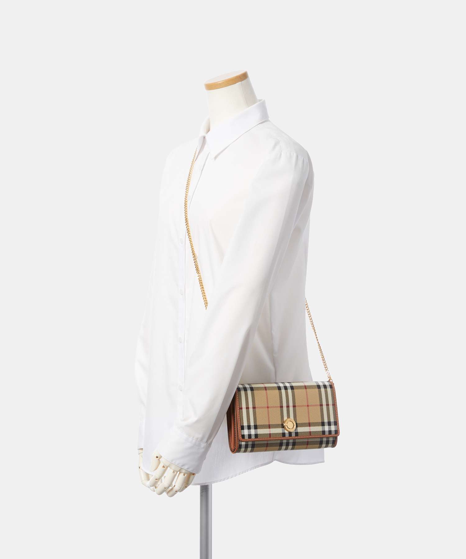 Burberry バーバリー チェーンウォレット ショルダーウォレット Burberry バーバリー チェーンウォレット ショルダーウォレット