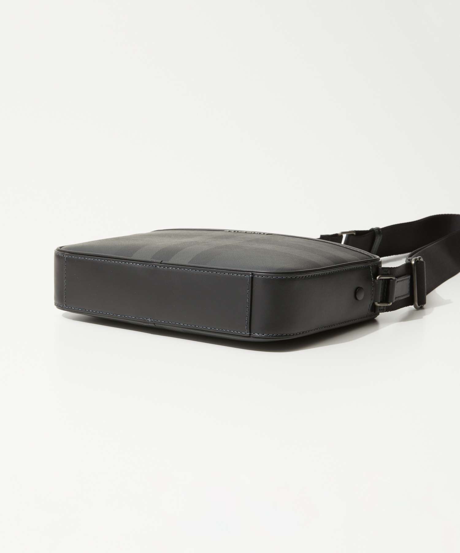 バーバリー BURBERRY 8068588 ショルダーバッグ ML MUSWELL BRT バーバリー BURBERRY 8068588 ショルダーバッグ ML MUSWELL BRT