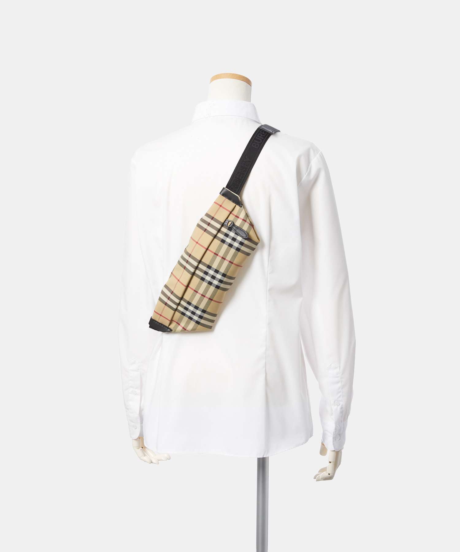 クーポン】【セール9%OFF】バーバリー BURBERRY 8084112 ボディバッグ メンズ バッグ チェック柄 プレゼント 斜め掛け  A7026(506041755) | バーバリー(BURBERRY) - d fashion