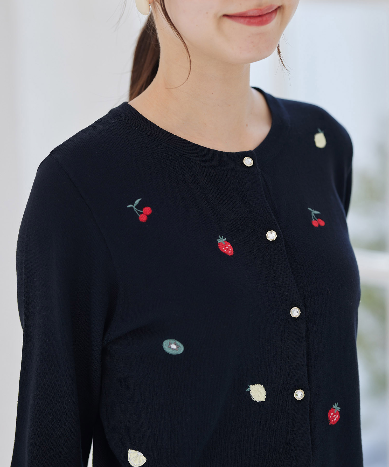 UVカット加工フルーツ刺繍入りカーディガン(506033594