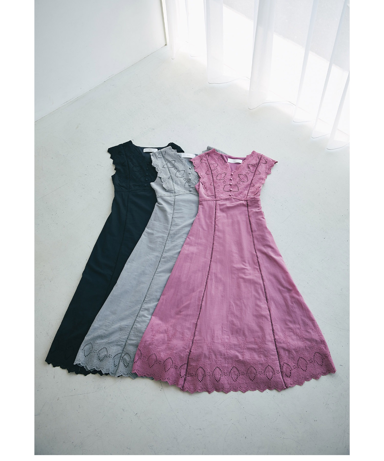 【新品】ウエストりぼん付きコットンカットワークレース刺繍ワンピース　ブラック leaxis-0.jpg