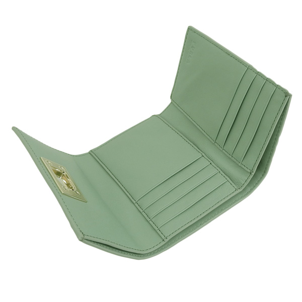 【FURLA】FURLA 1927 M 三つ折り レザー コンパクトウォレット Compact Wallet M NERO Furla 1927 | Furla US