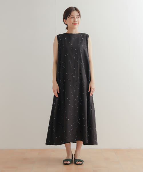 刺繍ドットノースリーブワンピース(506058971) | アーバン 刺繍ドットノースリーブワンピース(506058971) | アーバン