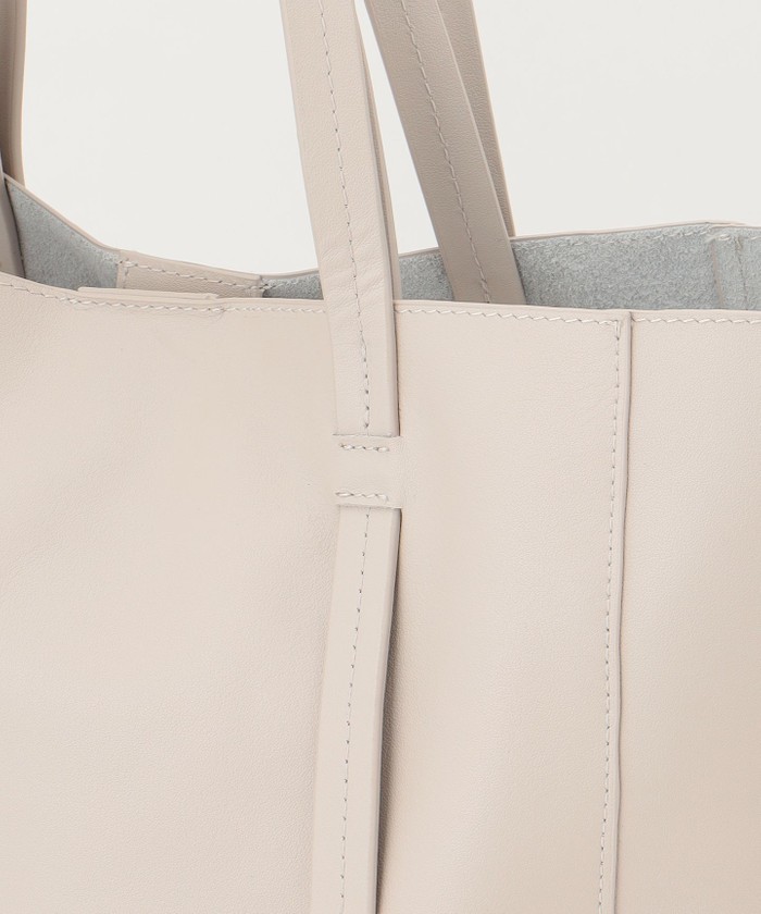 お値下げ　美品　23区　【CLASSY.6月号掲載】トートバッグ 23区 トートバッグ 「CLASSY.6月号掲載/Oggi4月号掲載」雑材