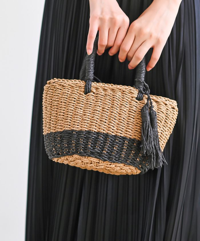 WOVEN ブラック かごバッグ タッセル付き タッセル付きかごトートバッグ | バッグ,かごバッグ | VitaFelice