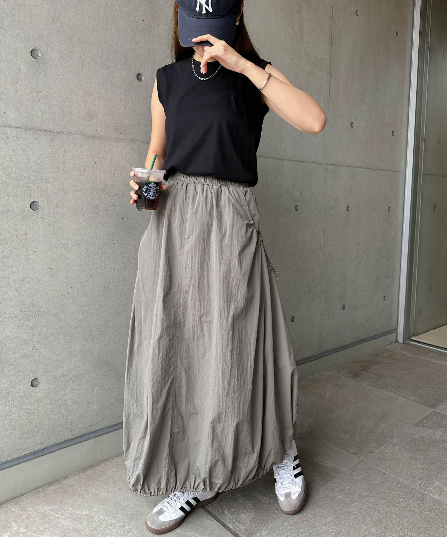 ANDREA&CO タフタ　バルーンスカート　ロングスカート　ナイロン　ホワイト ANDREA&CO タフタ バルーンスカート ロングスカート ナイロン