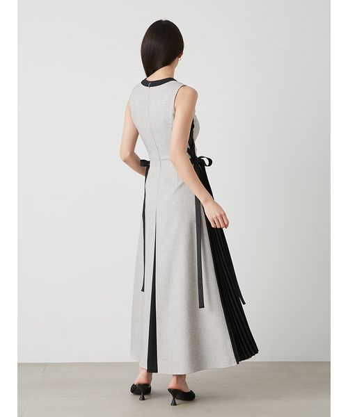 サイドプリーツバイカラーワンピース SNIDEL（スナイデル）の「【WEB限定サイズあり】サイドプリーツ