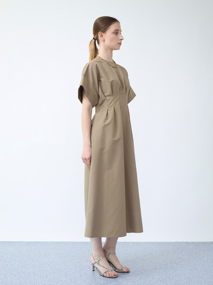 セール 38%OFF】アーガ Aga BRINGウエストタックワンピース