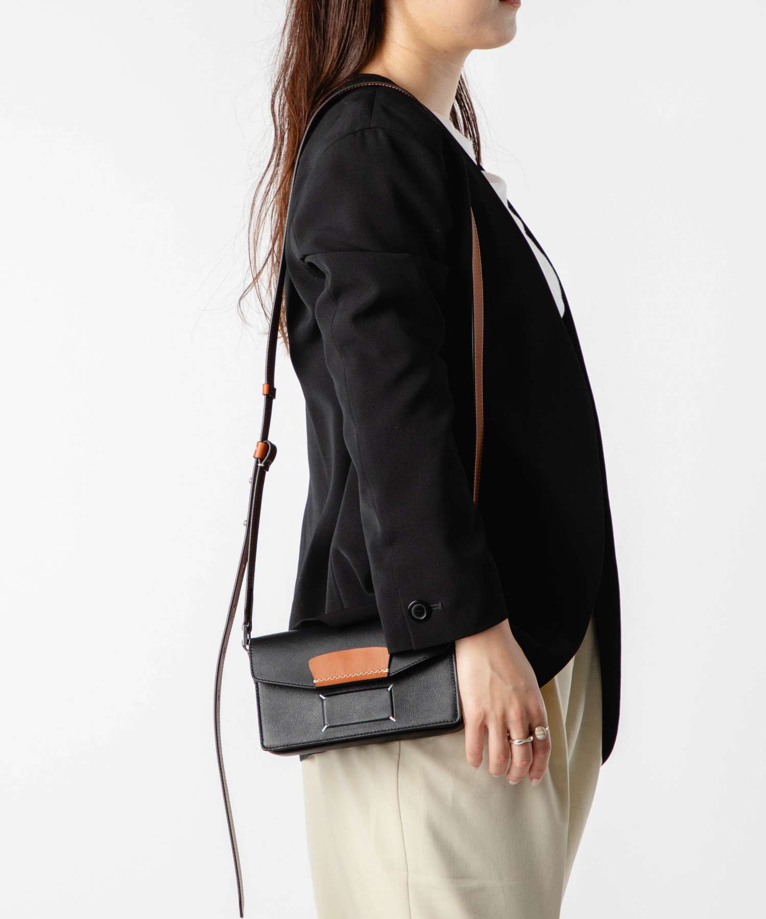 メゾン マルジェラ MAISON MARGIELA SB1WG0052 P6428 ショルダー
