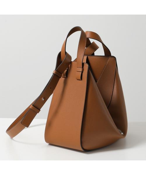 LOEWE ロエベ ハンモック スモール タン 締め切っ LOEWE ロエベ ハンモック スモール タン 締め切っ
