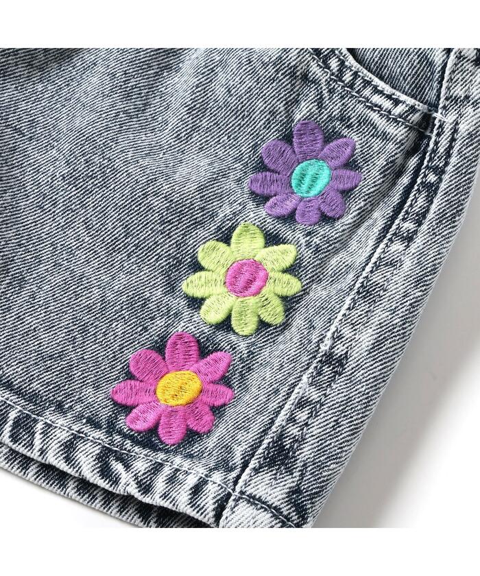 【boohoo】ミドル丈 イタリア 刺繍 ループバック ショートパンツ セール】刺繍デニムショートパンツ ショート丈(505703442