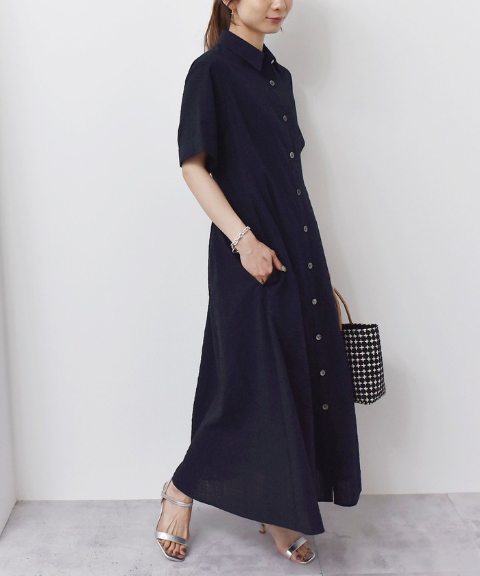 【UN3.】バックギャザー　長袖　フレアロングシャツワンピース　グリーン　36 UN3.】バックギャザー 長袖 フレアロングシャツワンピース
