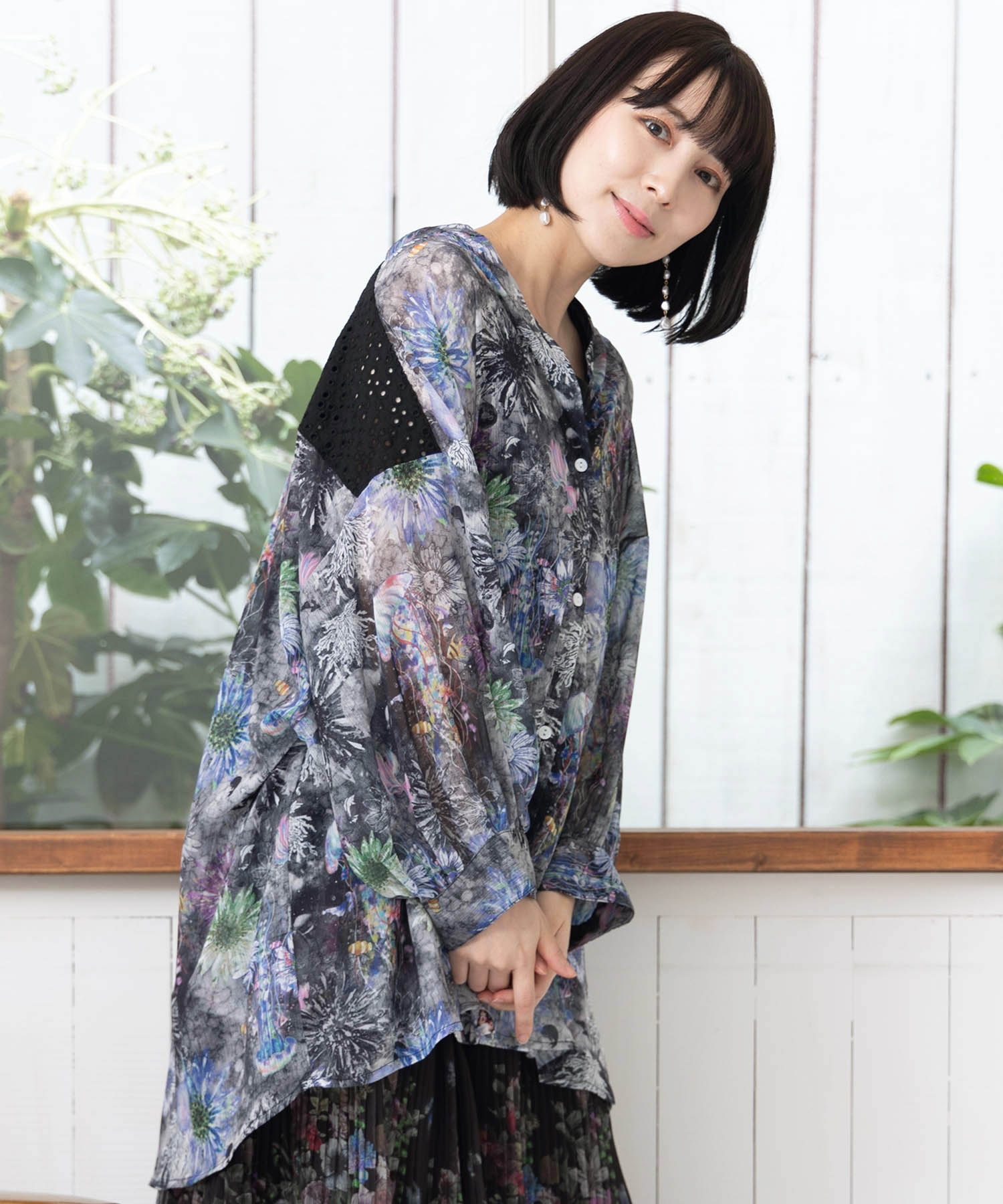 scolar スカラー　花クラゲ柄レース切替ブラウス　サイズM 新品 セール 50%OFF】スカラー ScoLar クラゲ花柄 楊柳シフォン