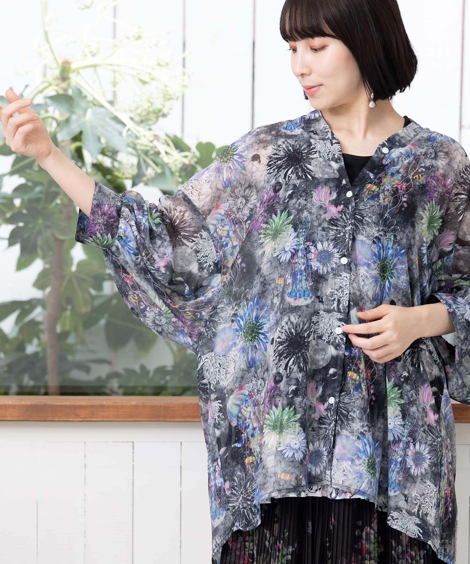 scolar スカラー　花クラゲ柄レース切替ブラウス　サイズM 新品 スカラー ScoLar 花クラゲ柄レース切替シャツ （オレンジ