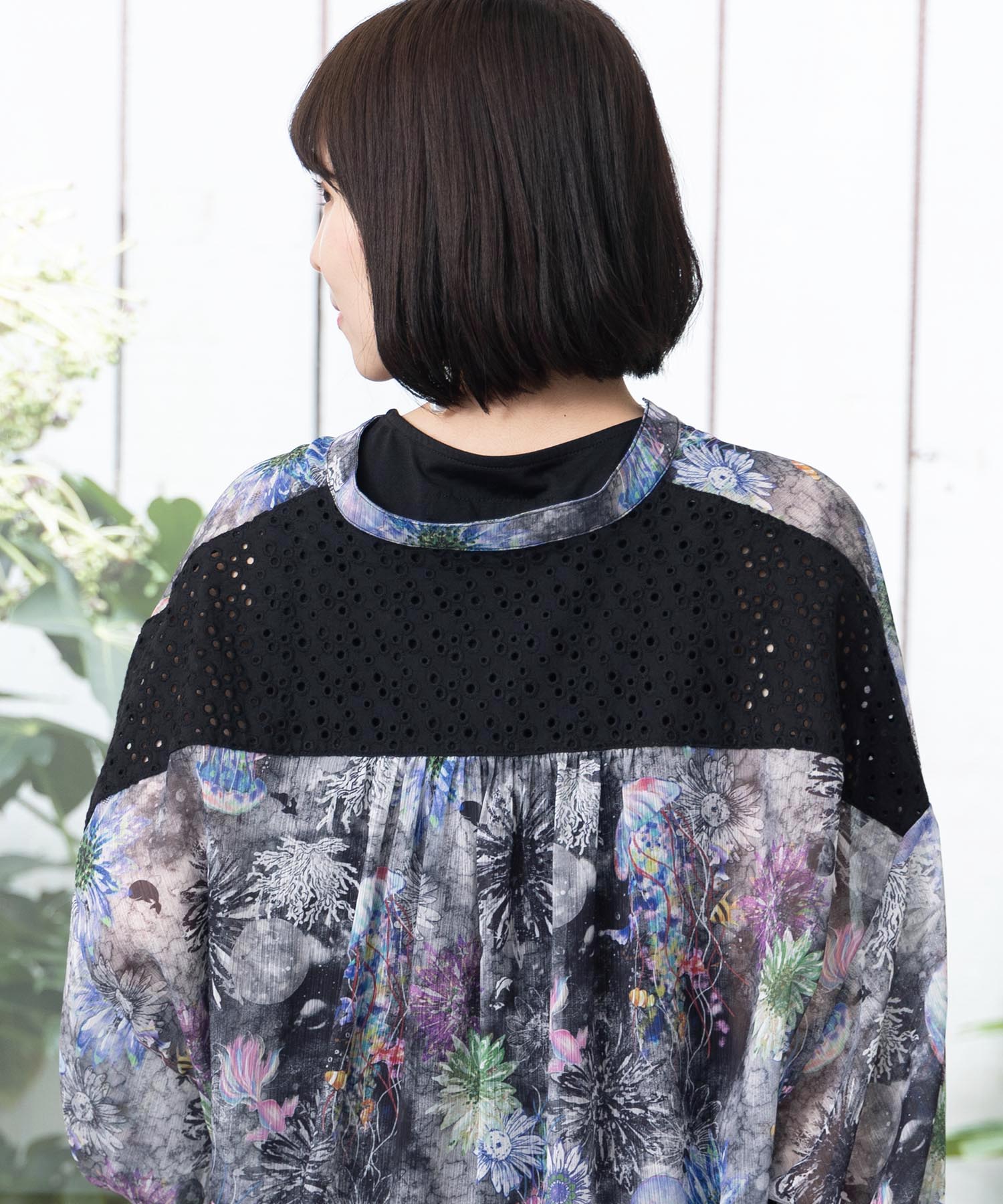 scolar スカラー　花クラゲ柄レース切替ブラウス　サイズM 新品 セール 50%OFF】スカラー ScoLar クラゲ花柄 楊柳シフォン