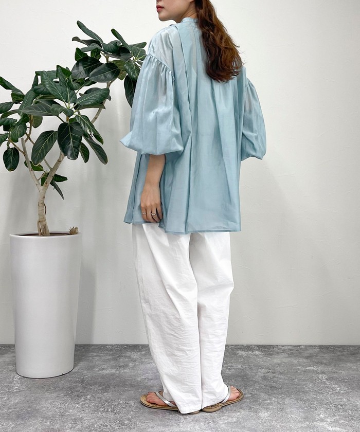 fredy emue シアーデザインタックシャツ fredy emue（フレディエミュ）の「シアーデザインタックシャツ