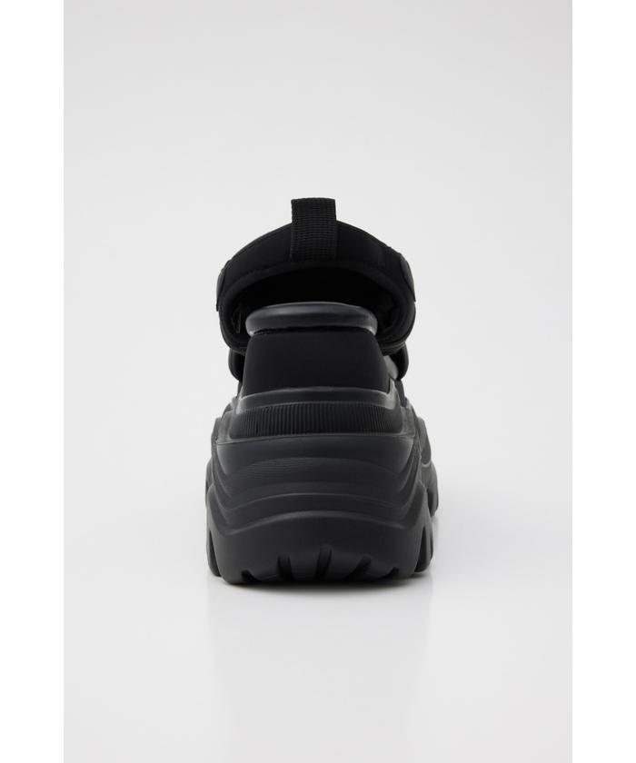 SLY スライ　CHUNKY TECH SNEAKER サンダル　ブラック セール】CHUNKY TECH SNEAKER SANDAL チャンキー テック