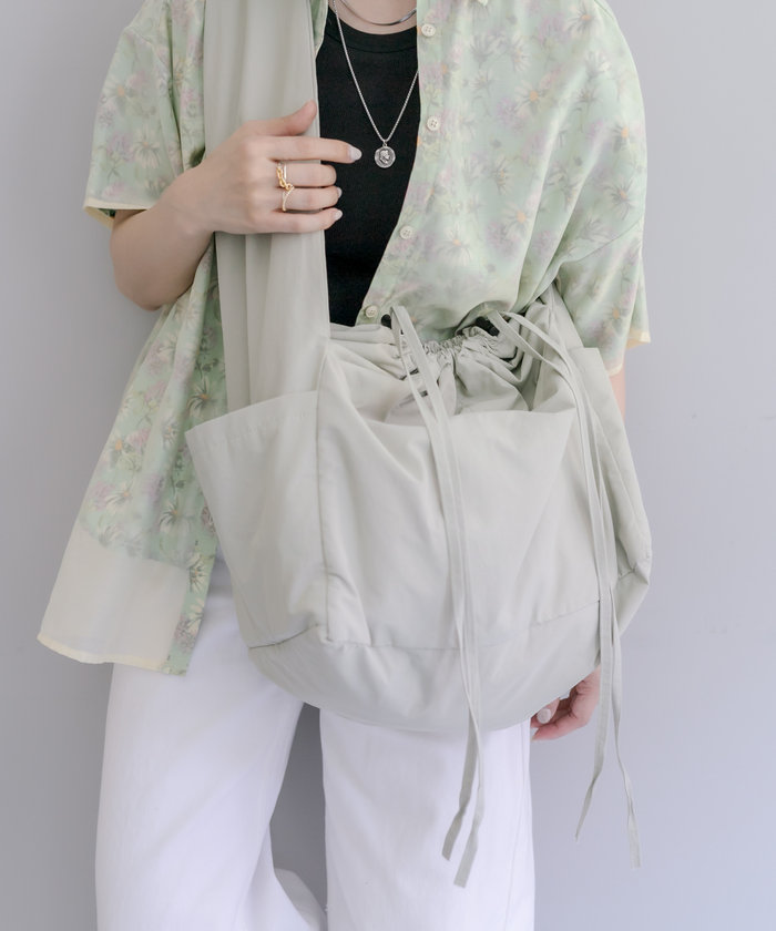セール 55%OFF】【ear PAPILLONNER】 巾着ショルダーバッグL