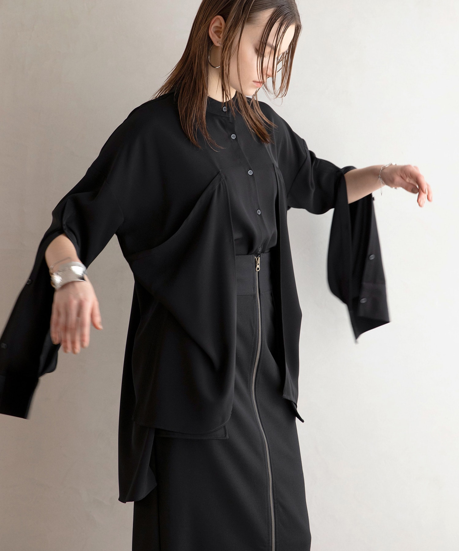 ミエリ インヴァリアント MIELI INVARIANT Suspender Zip Pencil