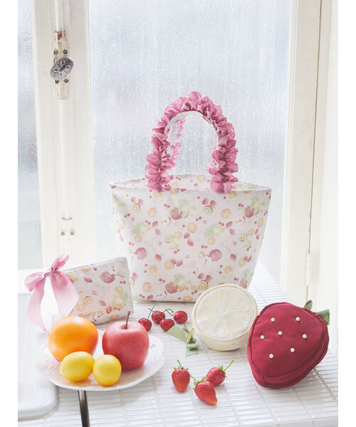 セール】メゾン ド フルール Maison de FLEUR いちごポーチ