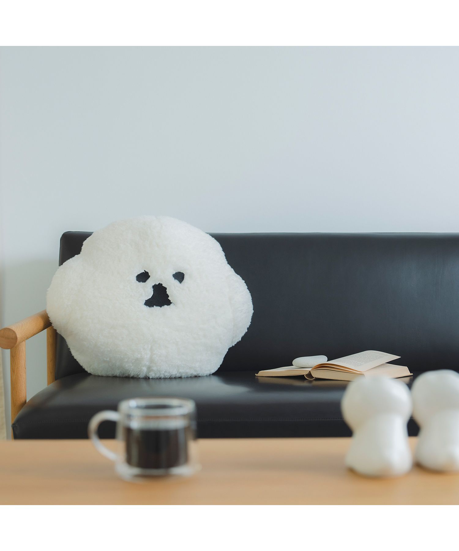 マンボ MAMBO MAMBO マンボ クッション KAO フロアクッション 犬 マンボ MAMBO MAMBO マンボ クッション KAO フロアクッション 犬