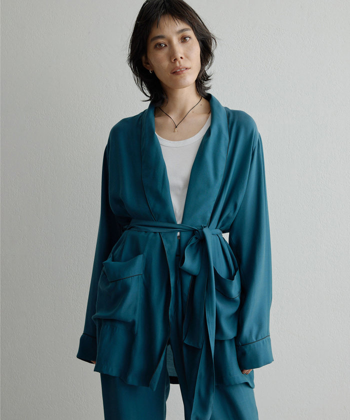 24SS 美品⭐ ウィムガゼット 長谷川京子さんコラボ ガウン 羽織 グリーン 24SS 美品⭐ ウィムガゼット 長谷川京子さんコラボ ガウン 羽織
