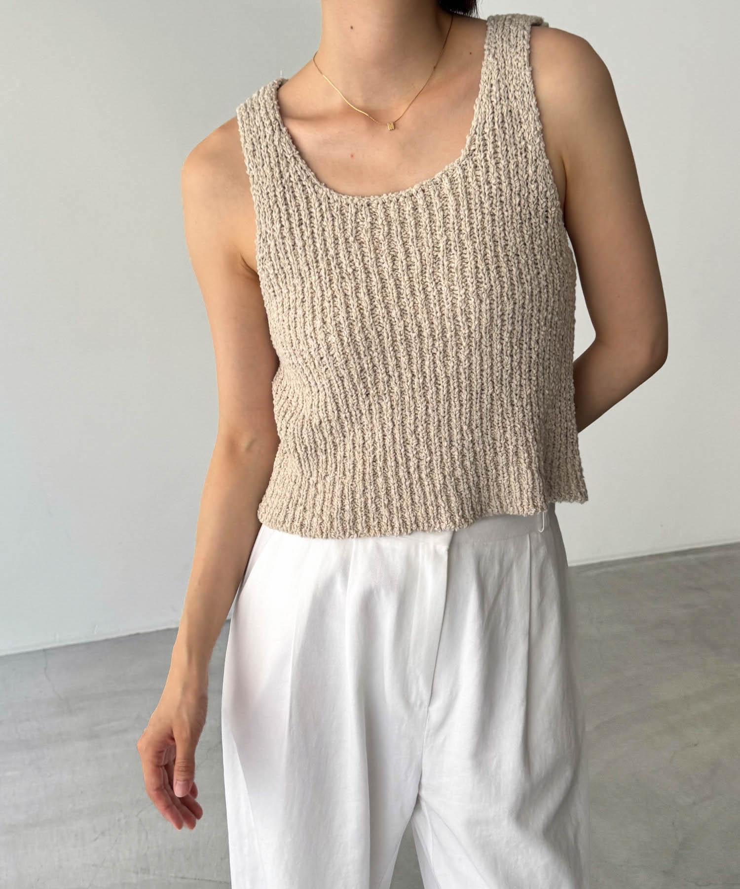 CANAL JEAN Via j アンゴラ混クルーネックニット ブラウン 茶 CANAL JEAN（キャナルジーン）の「via j(ヴィアジェイ) アンゴラ