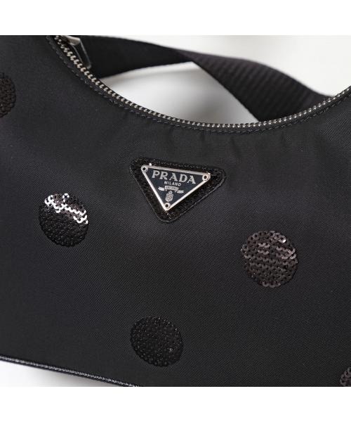 PRADA Re-Edition 2005 チェーンディテール ショルダーバッグ Prada Re-Edition 2005 chain-detail Shoulder Bag | Black
