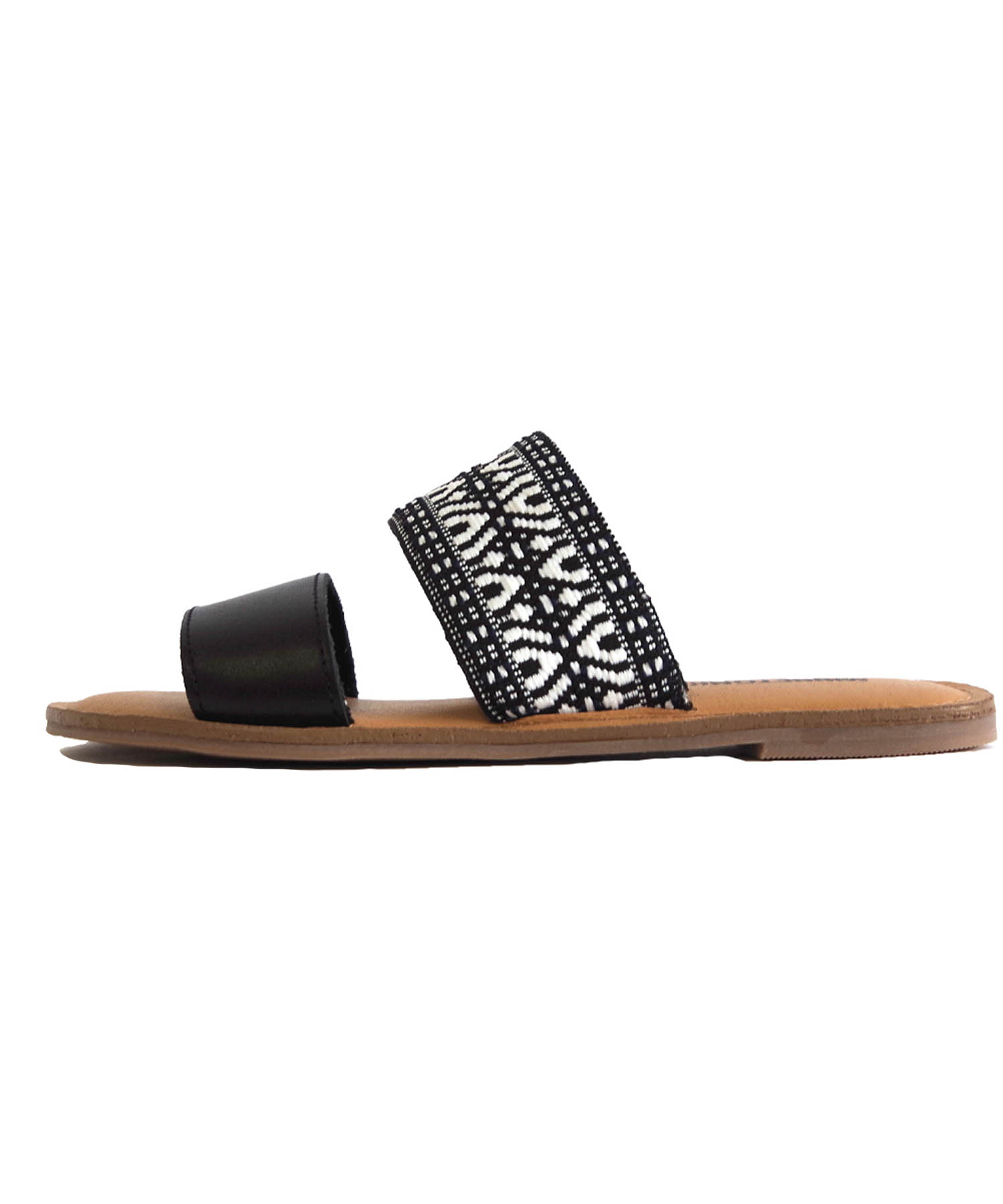 ミネトンカ [MINNETONKA] ベイカー ブラックサンダル セール】ミネトンカ MINNETONKA フラットサンダル franky