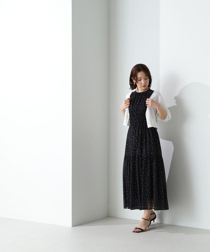 【新品未使用】楊柳フリルスリーブワンピース チャコール Mサイズ 楊柳フリルスリーブワンピース | ナチュラルビューティー