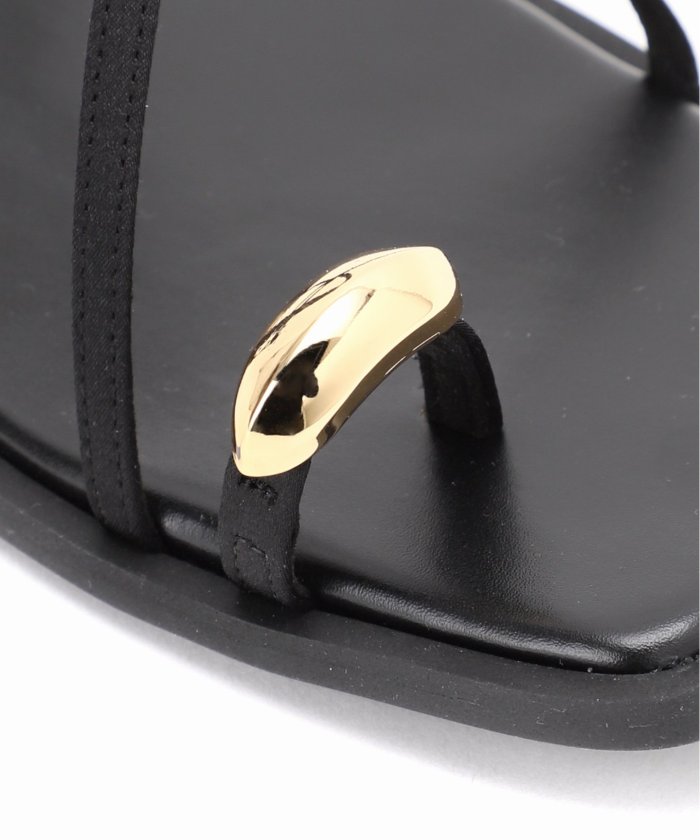 【Simone Rocha】Embellished レザー トング サンダル Simone Rocha Embellished Thong Sandals | Shopbop