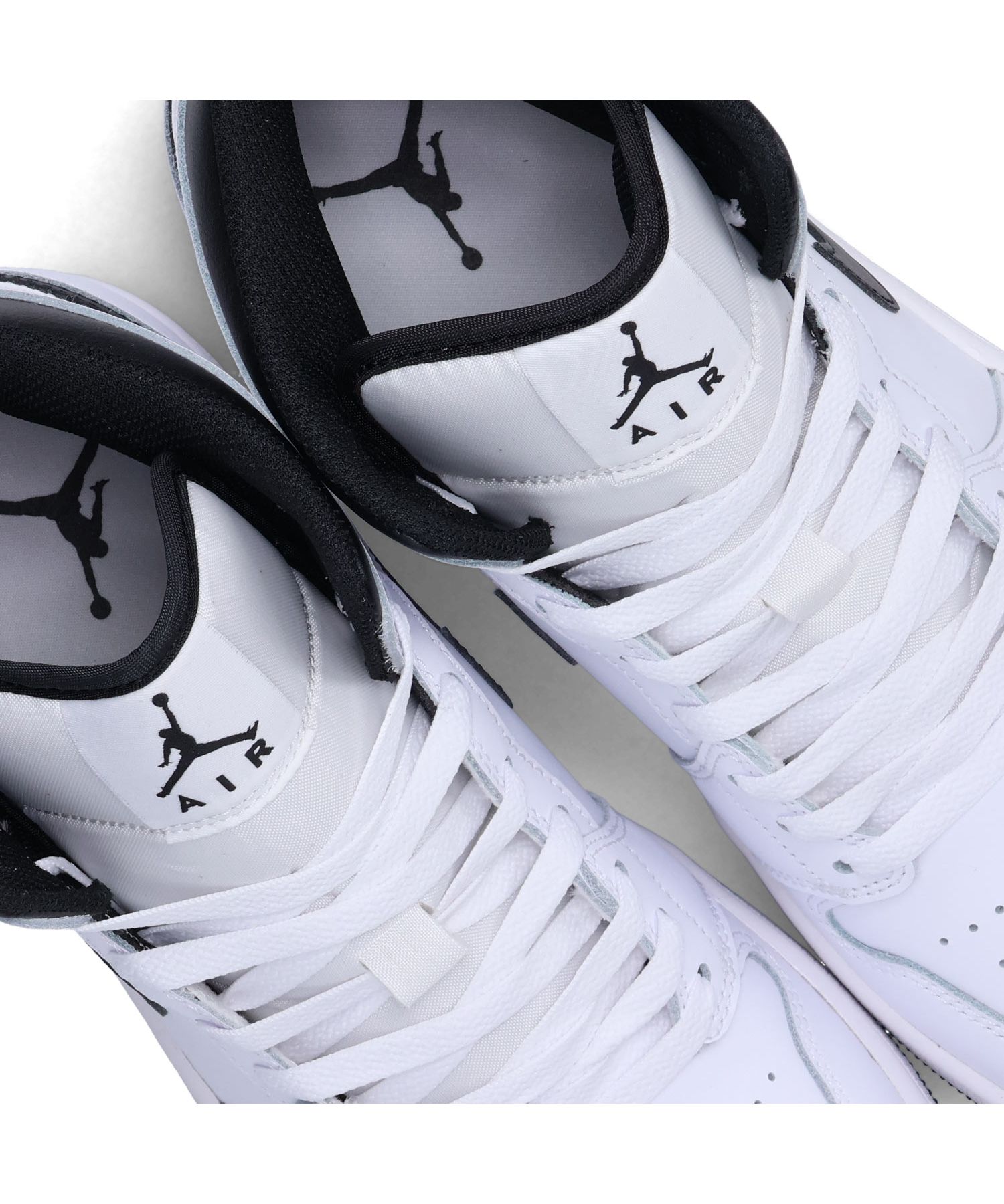 ナイキ NIKE NIKE AIR JORDAN 1 MID ナイキ エアジョーダン1
