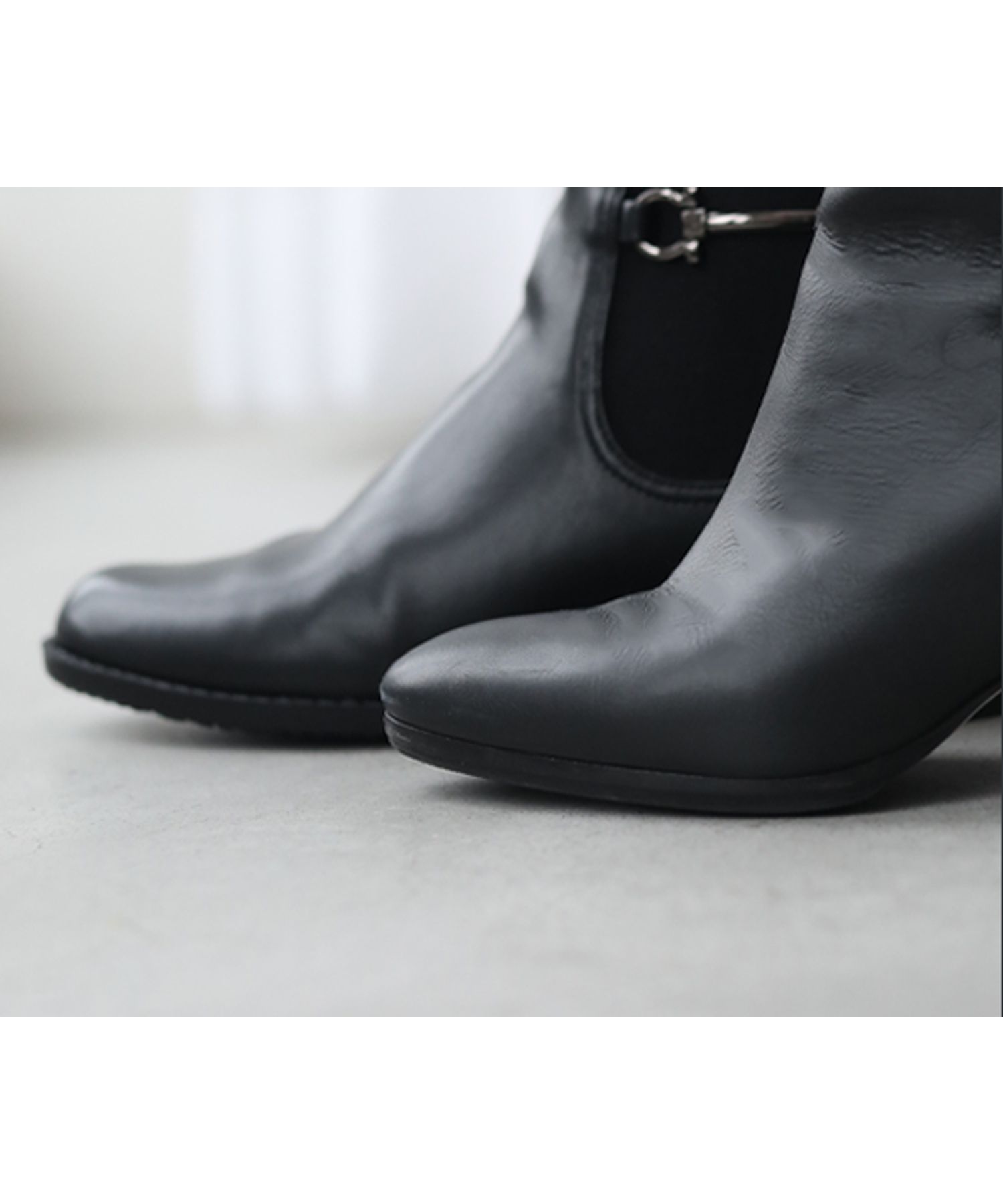 セール 80%OFF】カワイイ CAWAII 梅雨対策に！長靴に見えない
