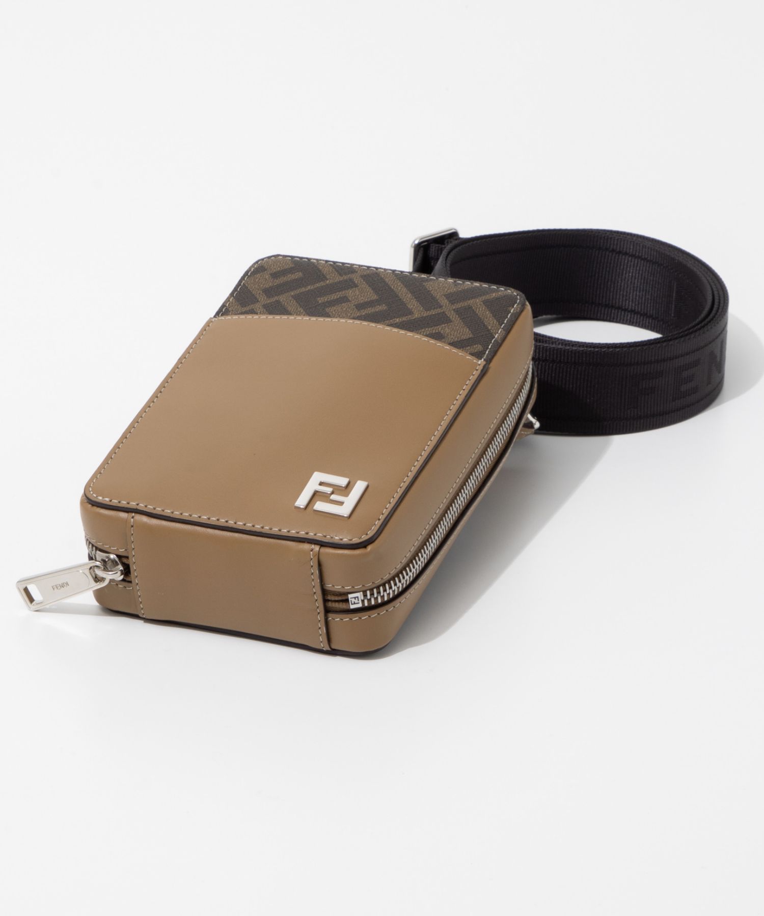 FENDI スマホ ショルダーバッグ|レディース FENDI スマホ ショルダーバッグ|レディース