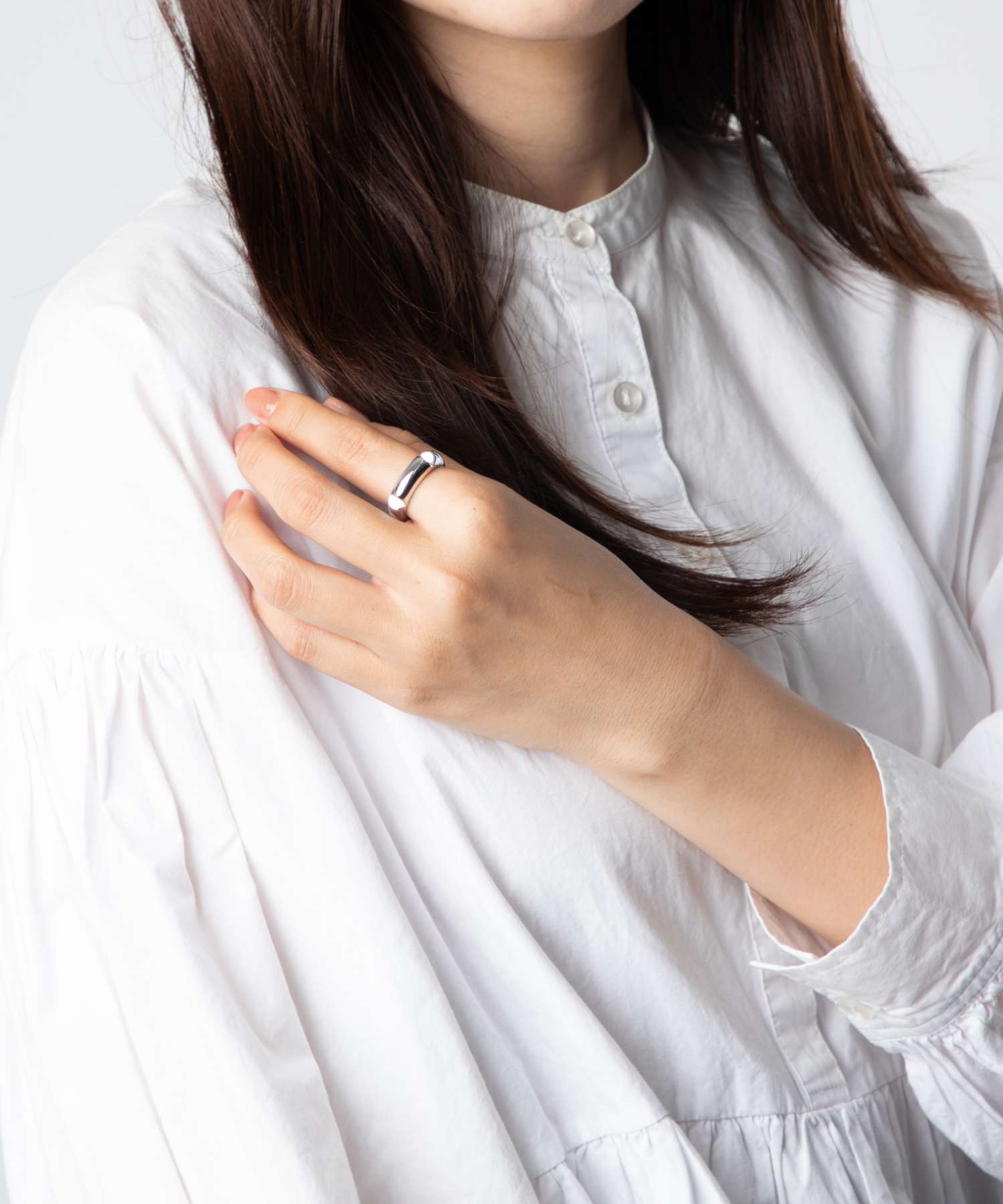 ★エレガントなデザイン【Tom Wood】Kimberlitt Ring Seashell ☆エレガントなデザイン【Tom Wood】Kimberlitt Ring Seashell