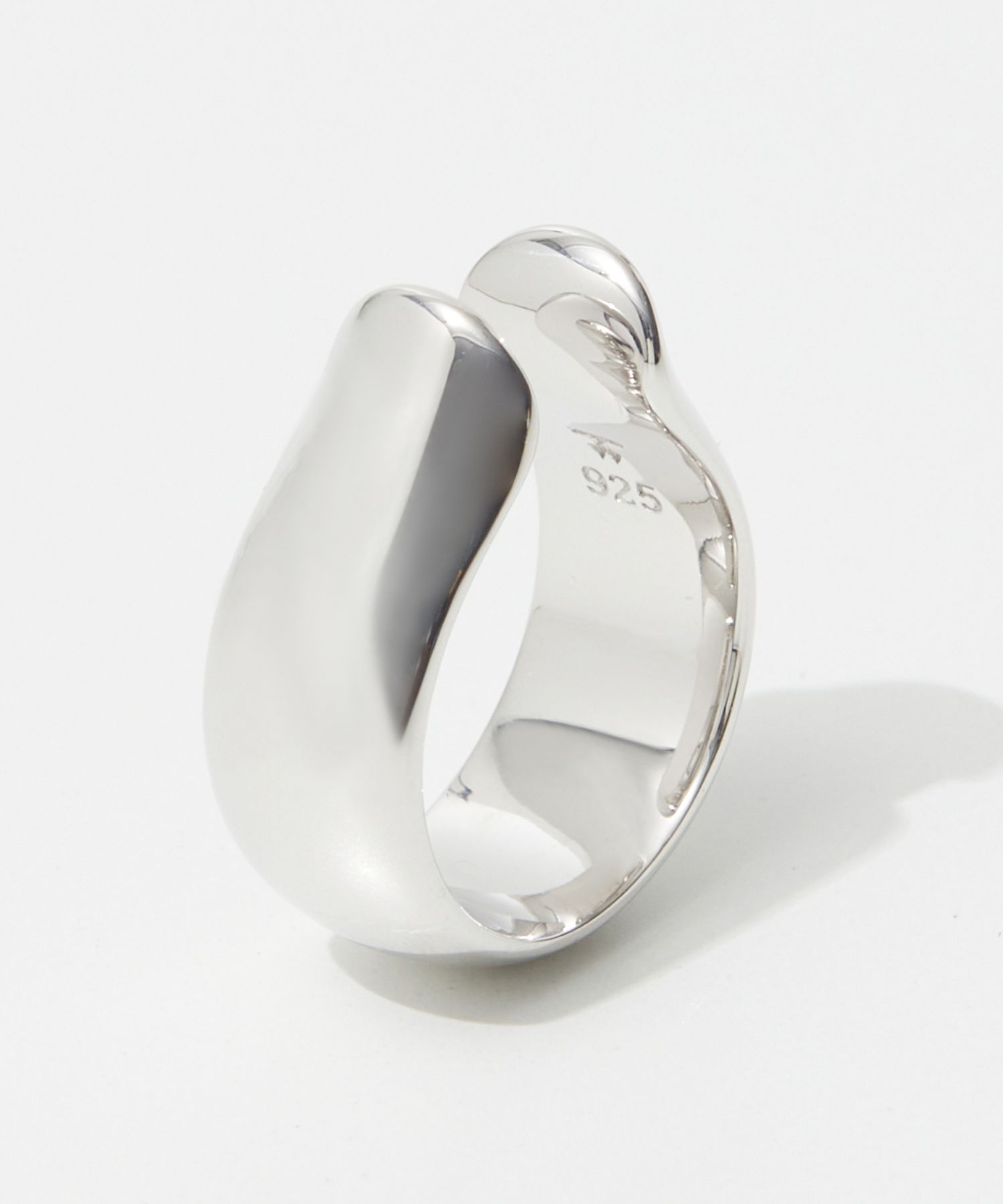 トムウッド TOM WOOD Oyster Ear Cuff E39OYC01NAS925 / 101211