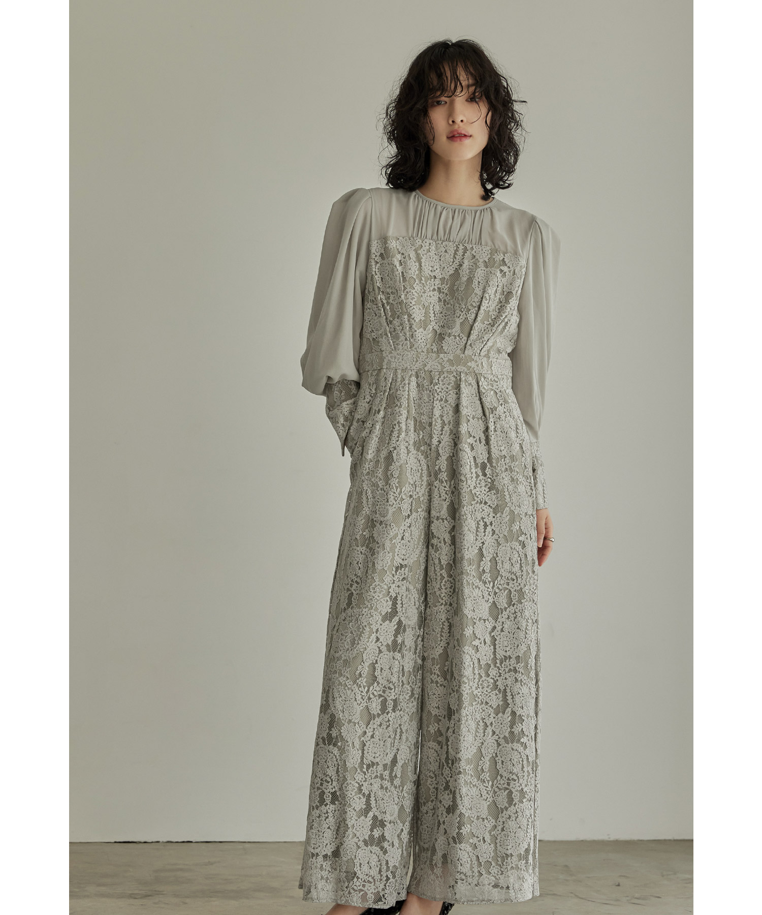 ★新品★niana 袖レースオールインワンワイドパンツ結婚式 お呼ばれ 二次会 ニアナ niana ヴィンテージライクレースオールインワン パンツ