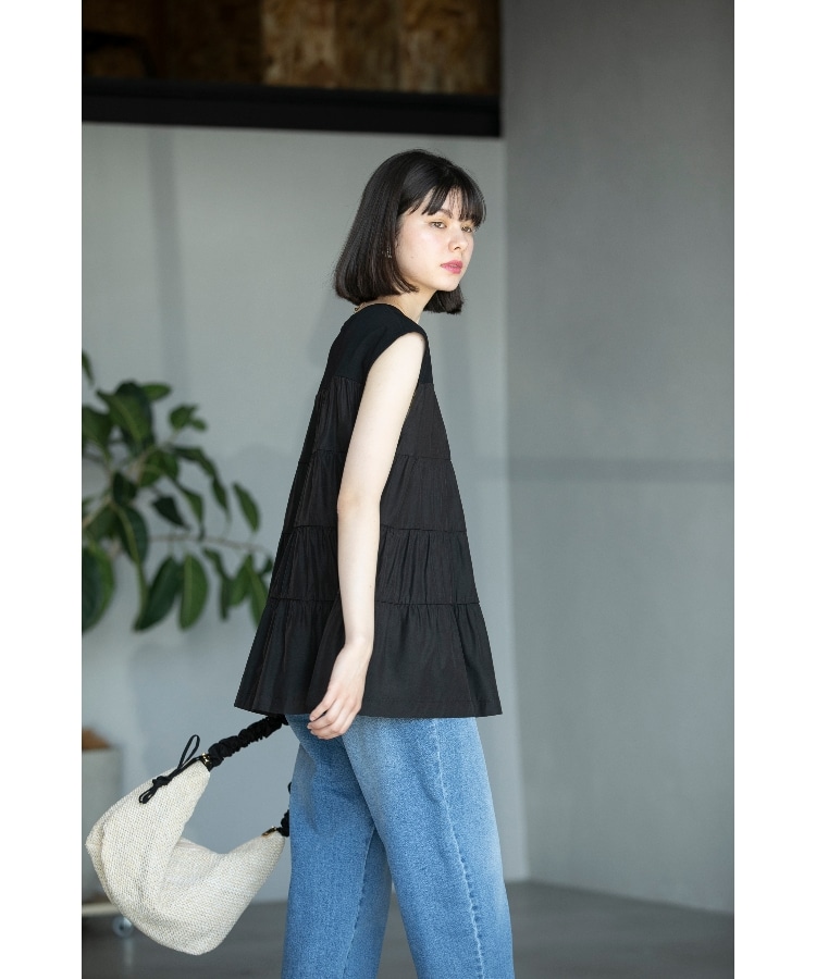 おすすめ☆Chloeフォールドオーバー トップハンドル バッグ Chloé ナチュラルファイバー製Horse Medalラージバスケット