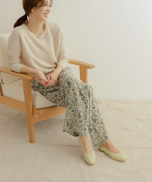 注目の新作♪【PRADA】フローラルプリント バティスト パンツ Prada フローラルレース スカート | ホワイト | FARFETCH JP