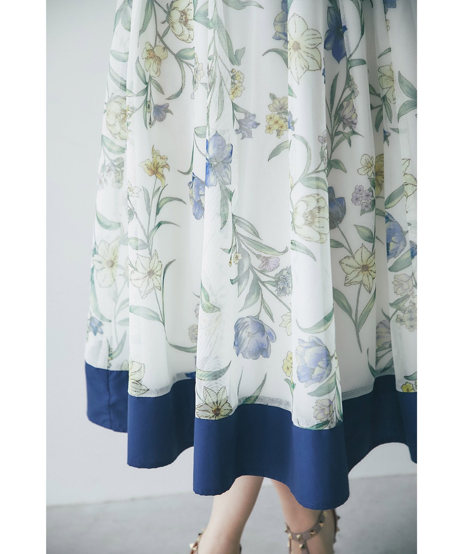 トッコクローゼット tocco closet フラワープリントバイカラー